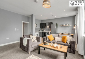 Comfortable & Convenient Home for Contractors with Off-Road Parking